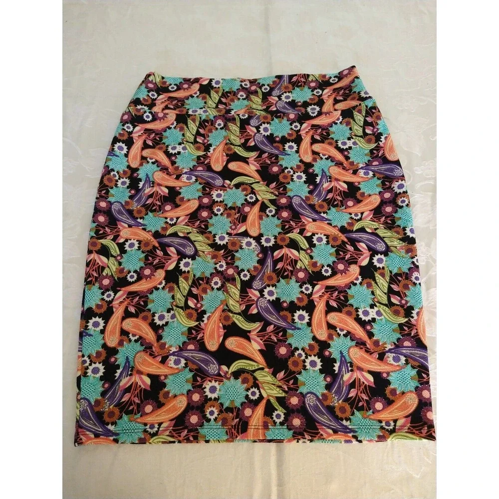 LuLaRoe Skirt Ladies‎ Size L Purple Easter Stretch Straight Knee Length (E#10)